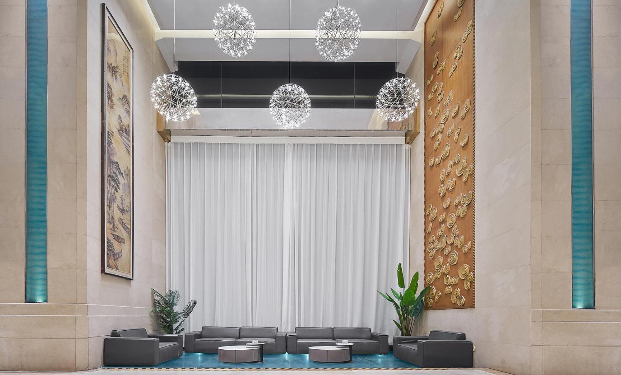 Mehood Lestie International Hotel Linhexi Guangzhou East Railway Branch - Free Shuttle Bus To Canton Fair Complex During Canton Fair Period & Free Afternoon Tea & Free Midnight Snack & Free Vpn Internet Access 外观 照片