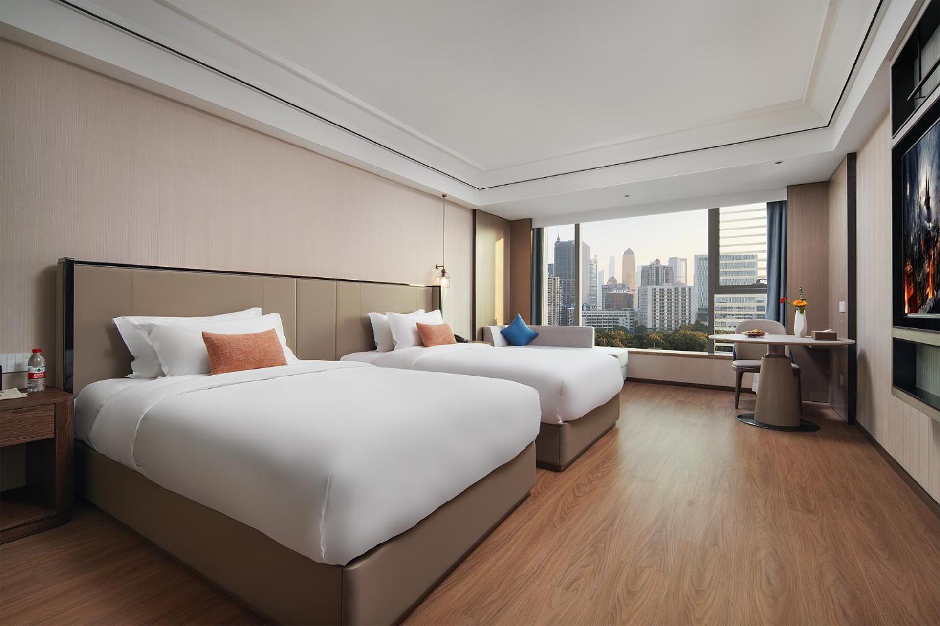 Mehood Lestie International Hotel Linhexi Guangzhou East Railway Branch - Free Shuttle Bus To Canton Fair Complex During Canton Fair Period & Free Afternoon Tea & Free Midnight Snack & Free Vpn Internet Access 外观 照片