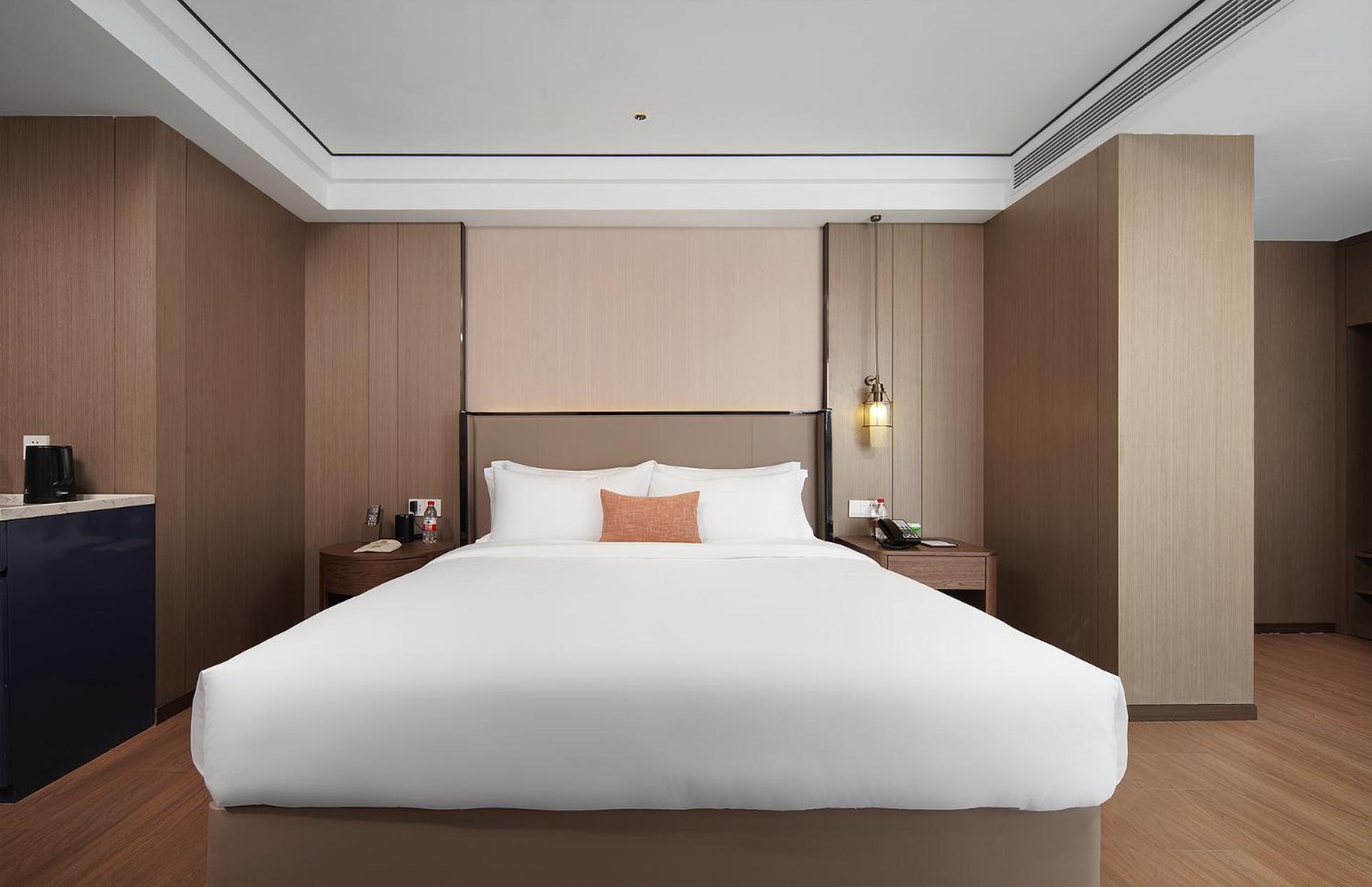 Mehood Lestie International Hotel Linhexi Guangzhou East Railway Branch - Free Shuttle Bus To Canton Fair Complex During Canton Fair Period & Free Afternoon Tea & Free Midnight Snack & Free Vpn Internet Access 外观 照片